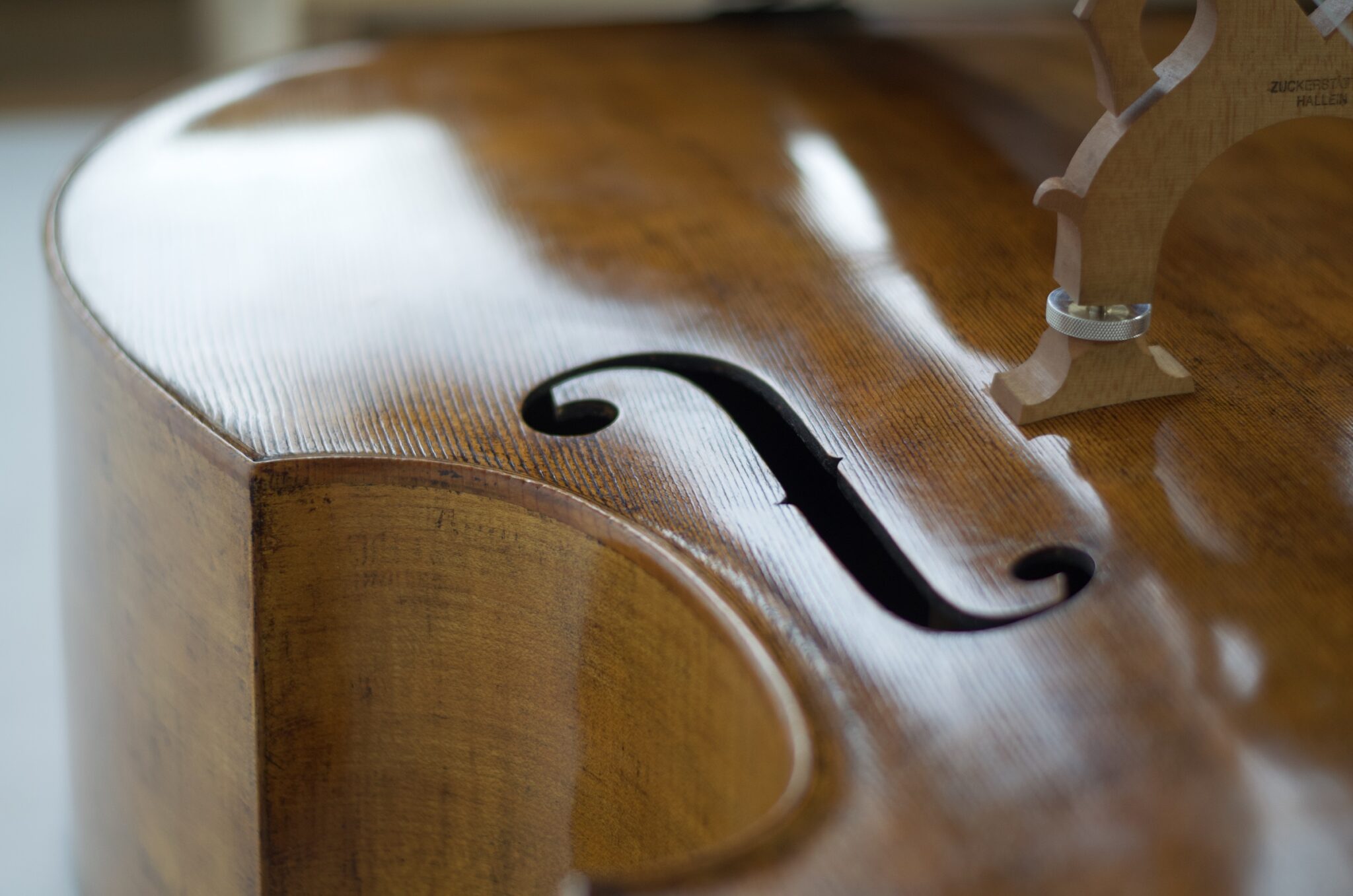 Jakob Schönfelder, Jacob Schönfelder, Kontrabass, Doublebass, Solo Doublebass, Baroque Bass, Antiqued Varnish, Austrian Bass, Salzburg